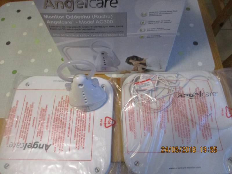ox_monitor-oddechu-dla-dziecka-angelcare-ac300