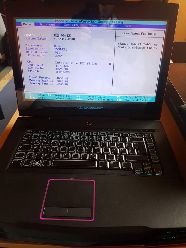 ox_dell-alienware-m15x-4830-i7-820qm-gtx-240m-8gb-czekam-na-oferty
