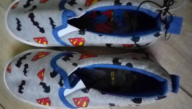 ox_trampeczki-tenisowki-hm-batman-superman-rozmiar-30-nowe