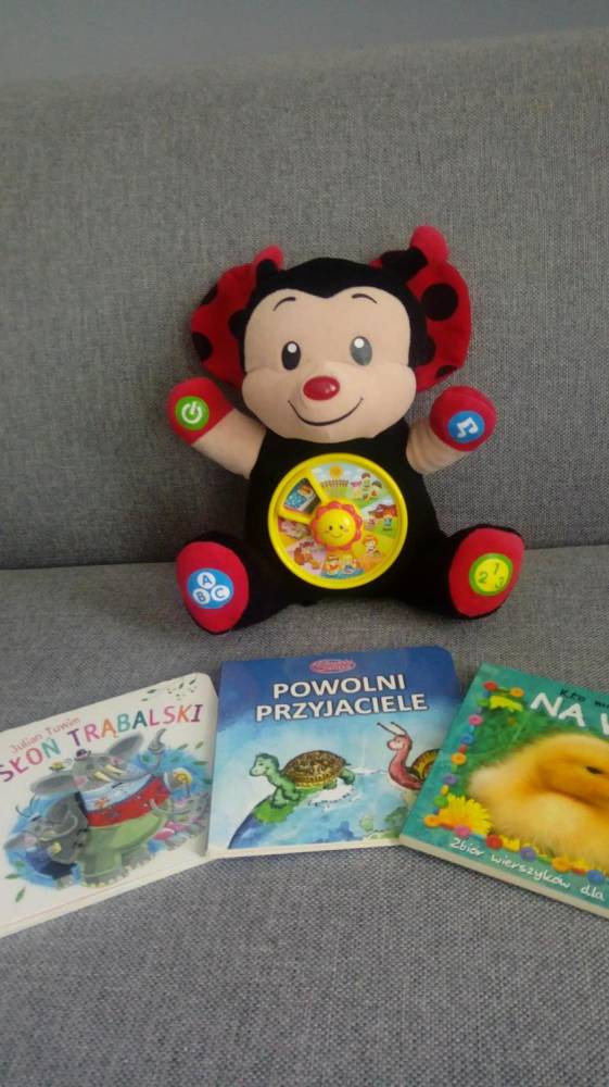 ox_zabawka-biedroneczka-haneczka-ksiazeczki-gratis