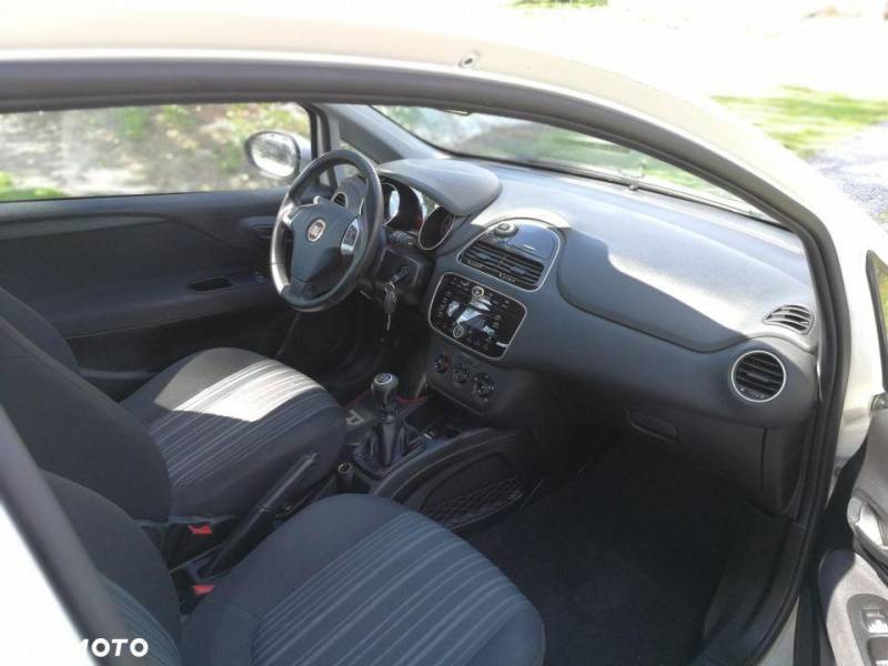 ox_fiat-punto-evo-2012r-klimatyzacja-14-benzyna