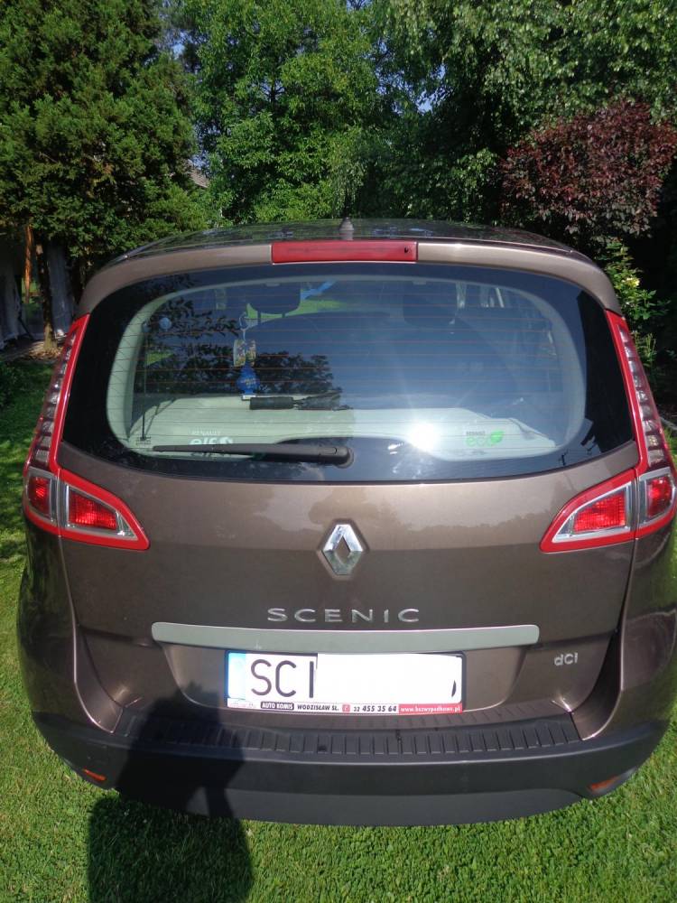 ox_sprzedam-renault-scenic-2010