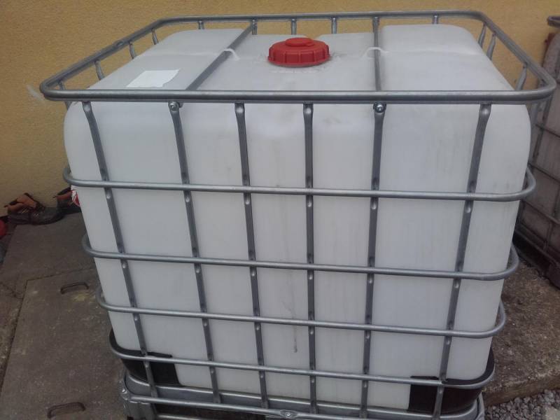 ox_zbiornik-1000l-mauzer-ibc
