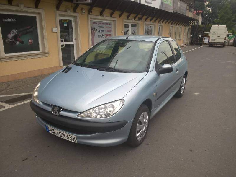 ox_peugeot-206-2005r-14-benzyna