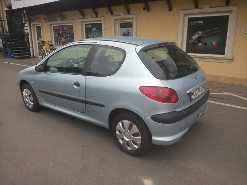 ox_peugeot-206-2005r-14-benzyna