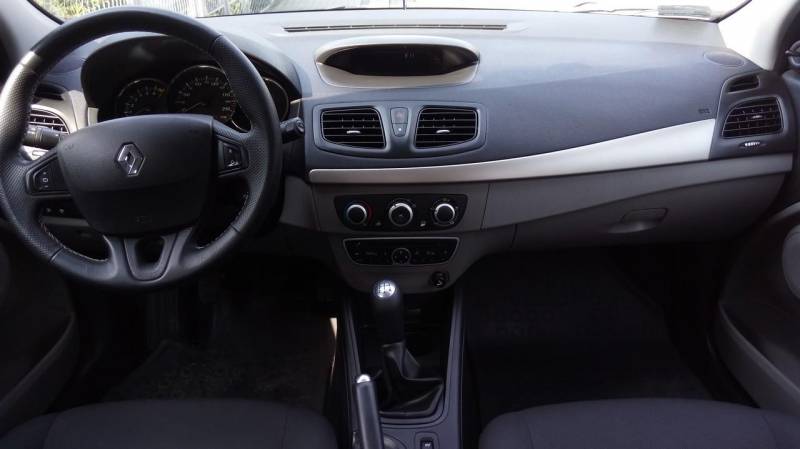 ox_renault-megane-iii-lift-rok-2012r-stan-bardzo-dobry