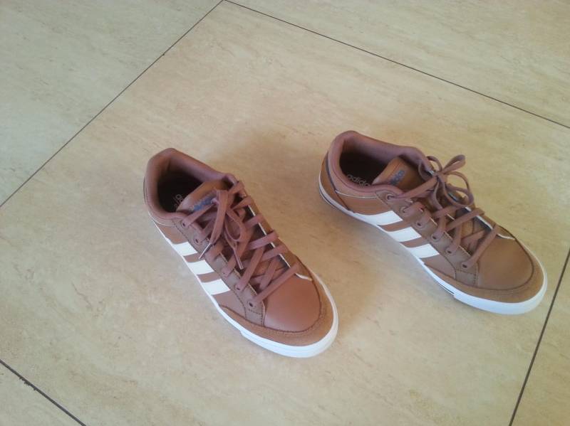 ox_sprzedam-buty-adidas-nowe-rozm-40-okazja