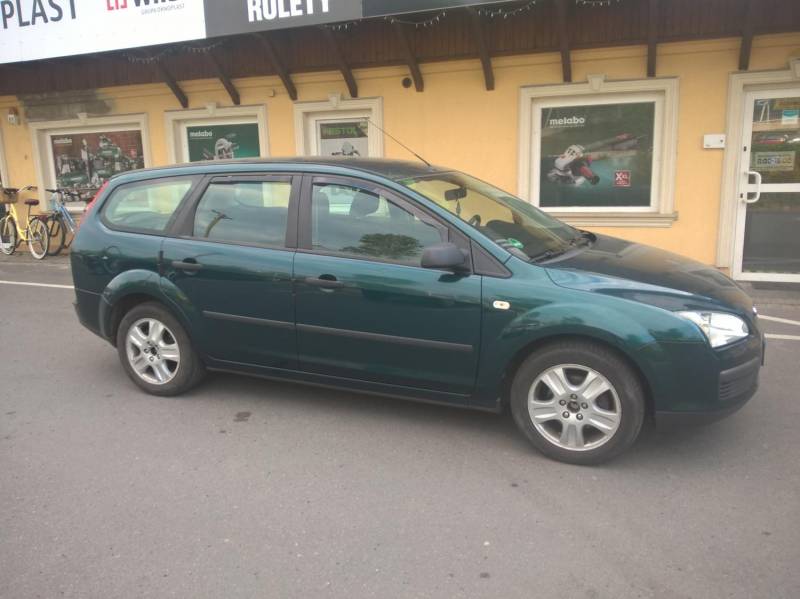 ox_ford-fokus-2006r-16-16v-klimatyzacja