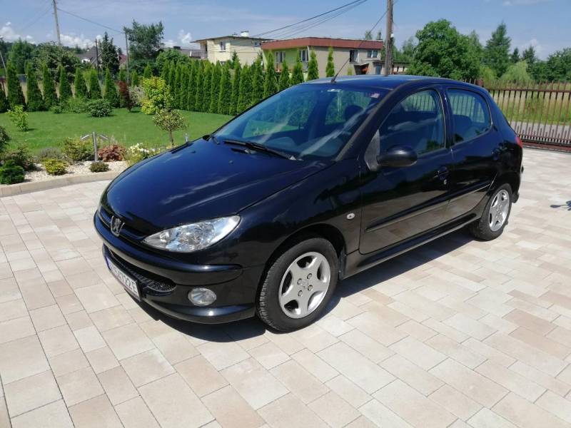 ox_peugeot-206-11benzyna-2006rok-klimatronik