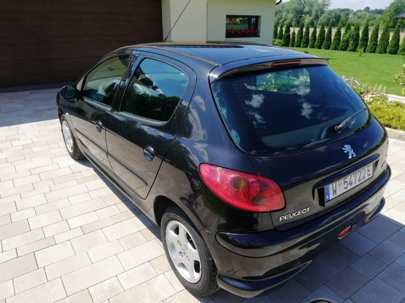 ox_peugeot-206-11benzyna-2006rok-klimatronik