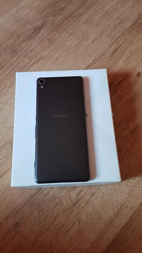 ox_sony-xperia-xa