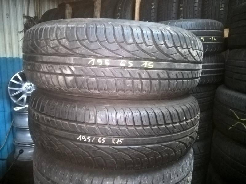 ox_kola-vw-golf-v-felgi-stalowe-z-oponami-letnimi-pirelli