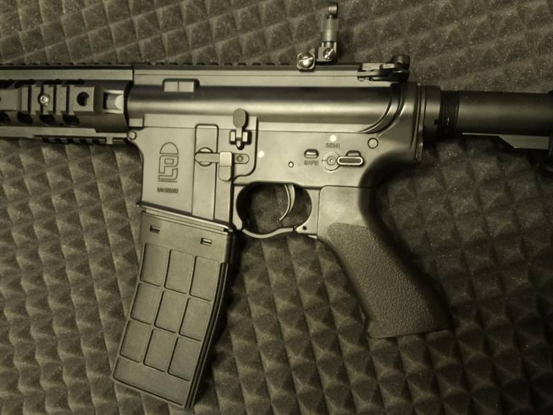 ox_cm069-replika-asg-ar15-m4