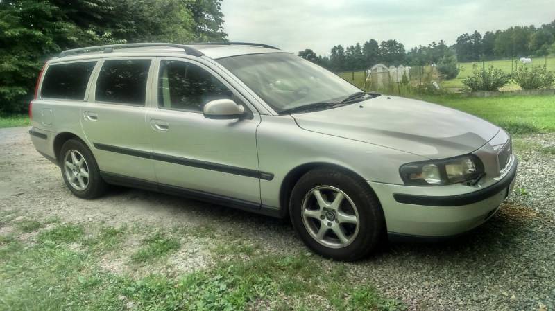 ox_volvo-v70-2002
