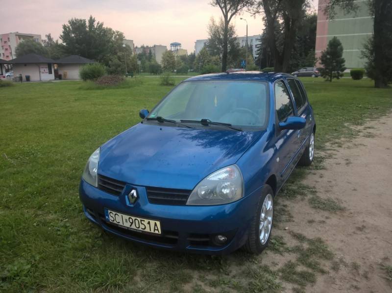 ox_renault-clio-campus-2008r-12-benzyna
