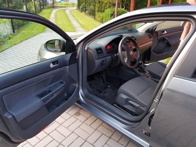 ox_vw-jetta-19-tdi-z-polskiego-salonu-od-kobiety