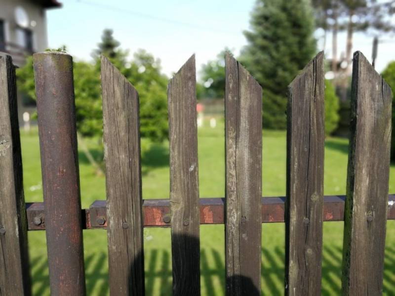ox_plot-drewniany-60zl-za-przeslo-z-slupkami-jest-15szt