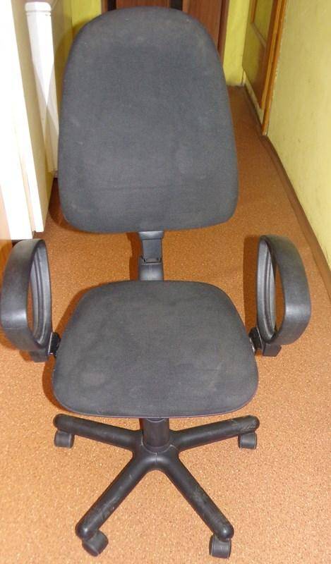 ox_biurko-krzeslo-obrotowe