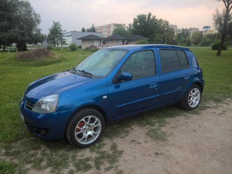 ox_renault-clio-campus-2008r-12-benzyna
