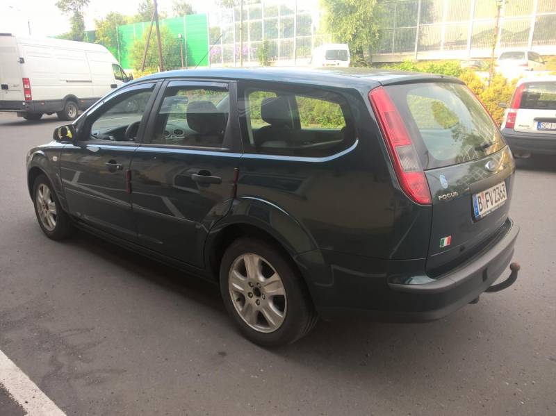 ox_ford-fokus-2006r-16-16v-klimatyzacja