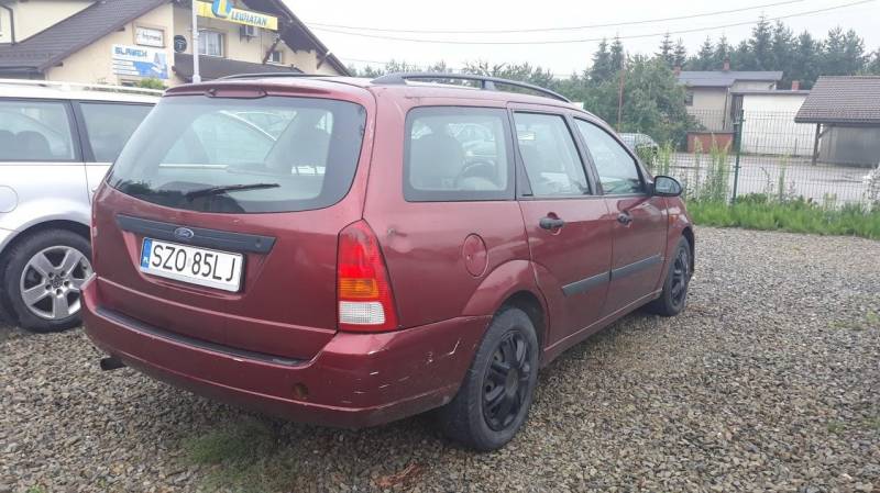 ox_ford-focus-mk3-kombi-16i-99r-skoczow