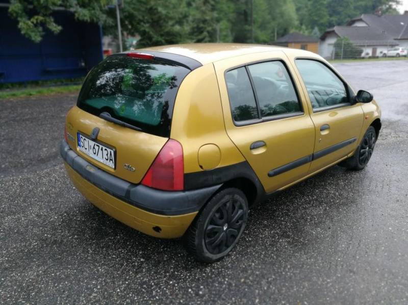 ox_renault-clio-12-benzyba-nowy-przeglad-tanio