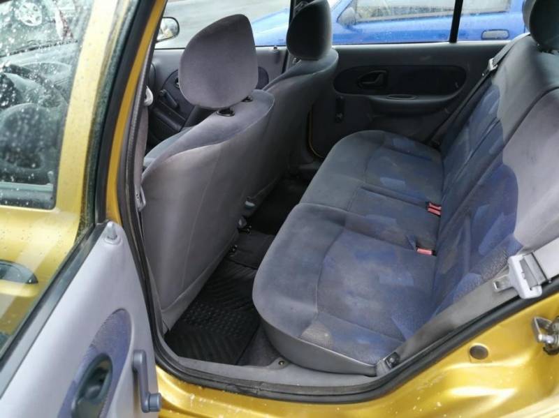 ox_renault-clio-12-benzyba-nowy-przeglad-tanio