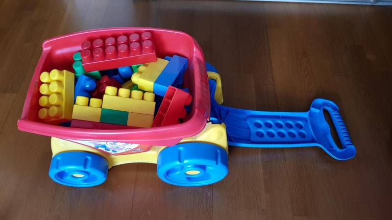ox_super-wozek-z-klockami-firmy-mega-bloks