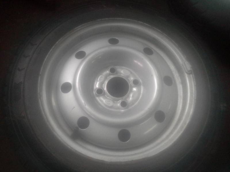 ox_kola-renault-kango-modus-clio-1657014-c-michelin