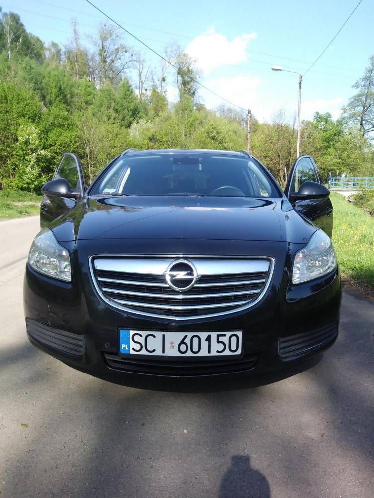 ox_opel-insignia-2010r-gratis-belki-pod-bagaznik