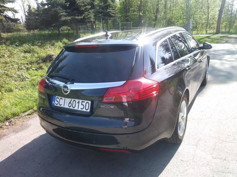 ox_opel-insignia-2010r-gratis-belki-pod-bagaznik
