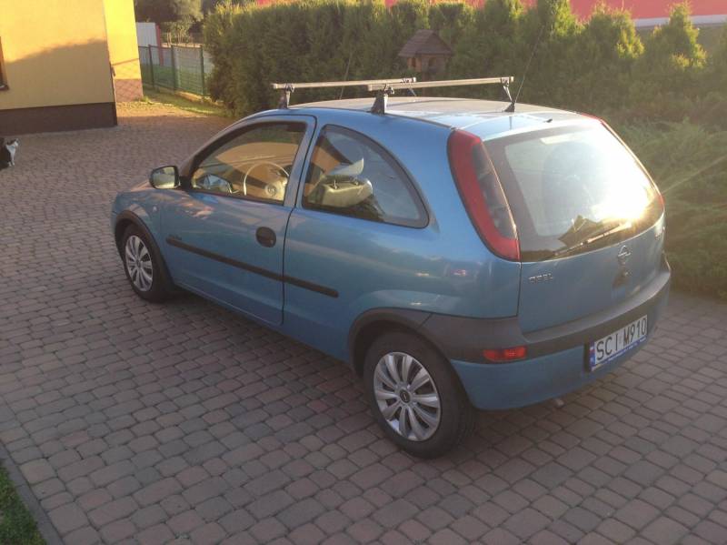 ox_opel-corsa-c-12-2000r