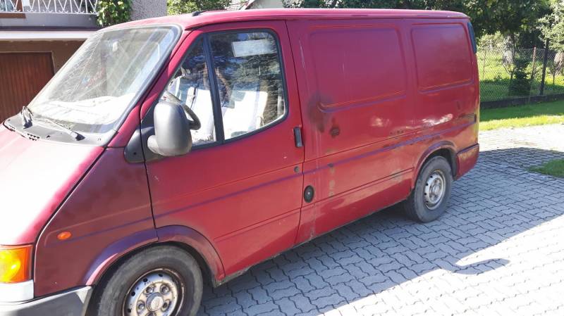 ox_sprzedam-ford-transit-turbo-25-diesel