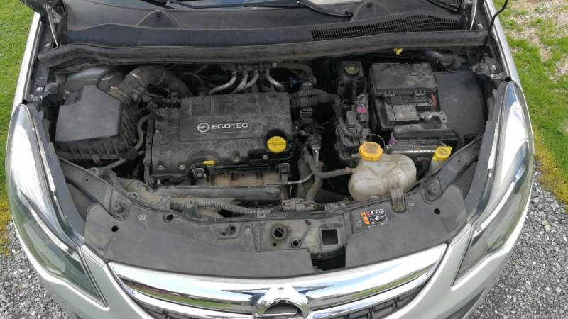 ox_opel-corsa-krajowy-12-benzgaz-klimatyzacja-nowe-opony-olej-filtry