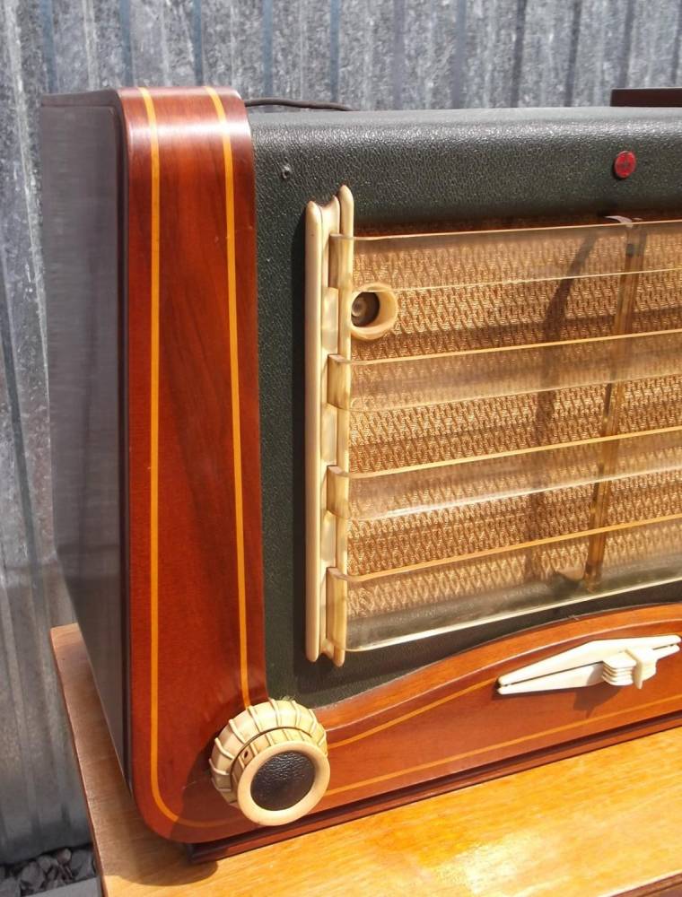 ox_radio-tesla-maj-lata-50