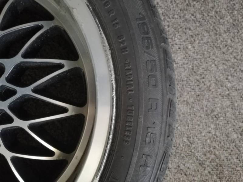 ox_sprzedam-kola-aluminiowe-do-peugeota-4-szt-7j15h2-4x108-et18
