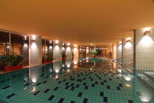 ox_czarnogora-w-super-cenie-hotel-przy-plazy-z-basenem-1599-zl