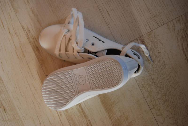 ox_sprzedam-buty-firmy-adidas-roz-36-nowe