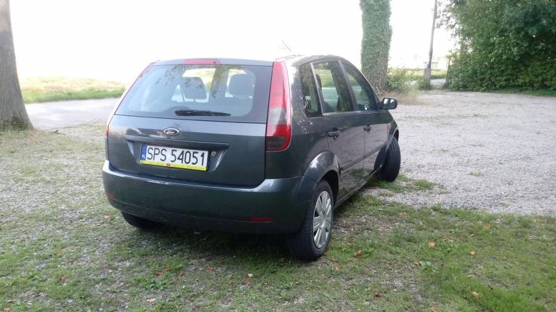 ox_ford-fiesta-2004-r-13-benzyna-klimatyzacja-wspomaganie-5-drzw