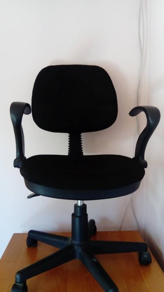 ox_biurko-pod-komputer-olcha-krzeslo-gratis