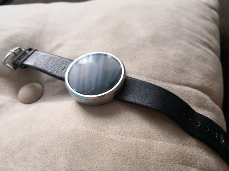 ox_smartwatch-moto360