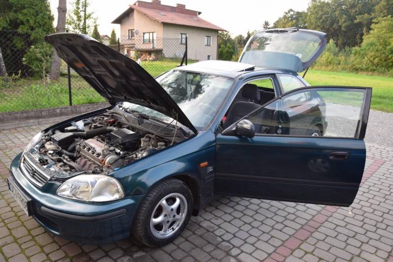 ox_polecam-honda-civic-3d-xii96-14-is-pblpg