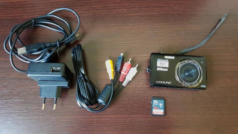 ox_nikon-coolpix-s5200-czarny-karta-ultra-sandisk-sdhc-32gb