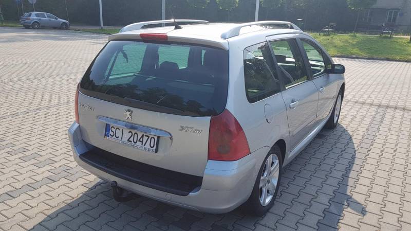 ox_peugeot-307-sw20-hdi90km2005panoramanaviklimaaut