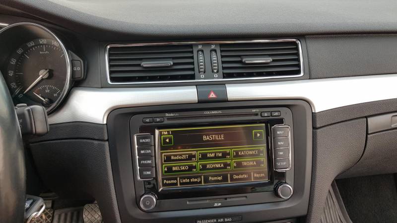 ox_sprzedam-skode-superb-diesel-2011r-1-wlasciciel-salon-polska