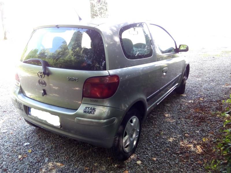 ox_toyota-yaris-2005-r-lift-13-87km-klimatyzacja-przebieg-88-tys-km