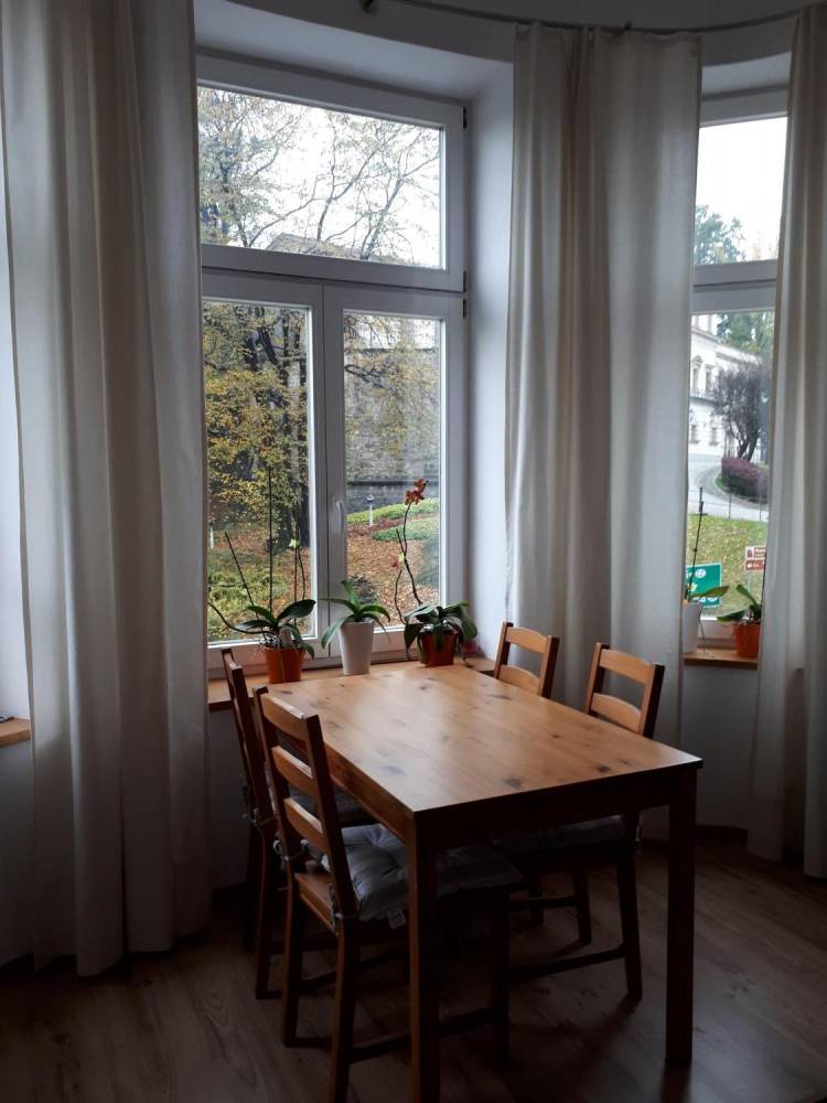 ox_wynajme-piekny-apartament-z-widokiem-na-zamek