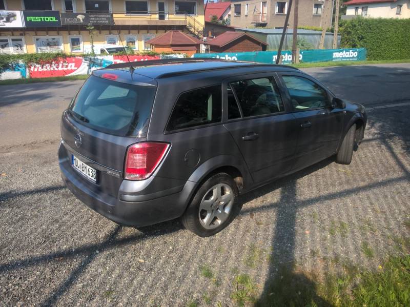 ox_opel-astra-h-2007r-18-16v-benzyna-140km-klimatyzacja