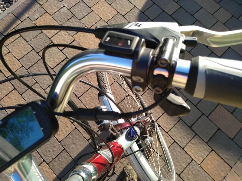 ox_rower-elektryczny-diamant-zouma-sport-mercedes-wsrod-rowerow