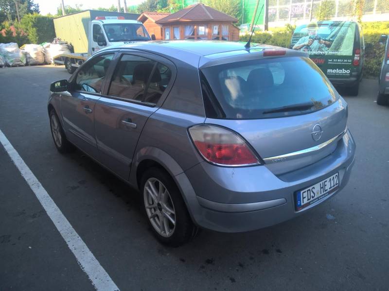 ox_opel-astra-2005r-14-16v-benzyna-plus-lpg-klimatyzacja